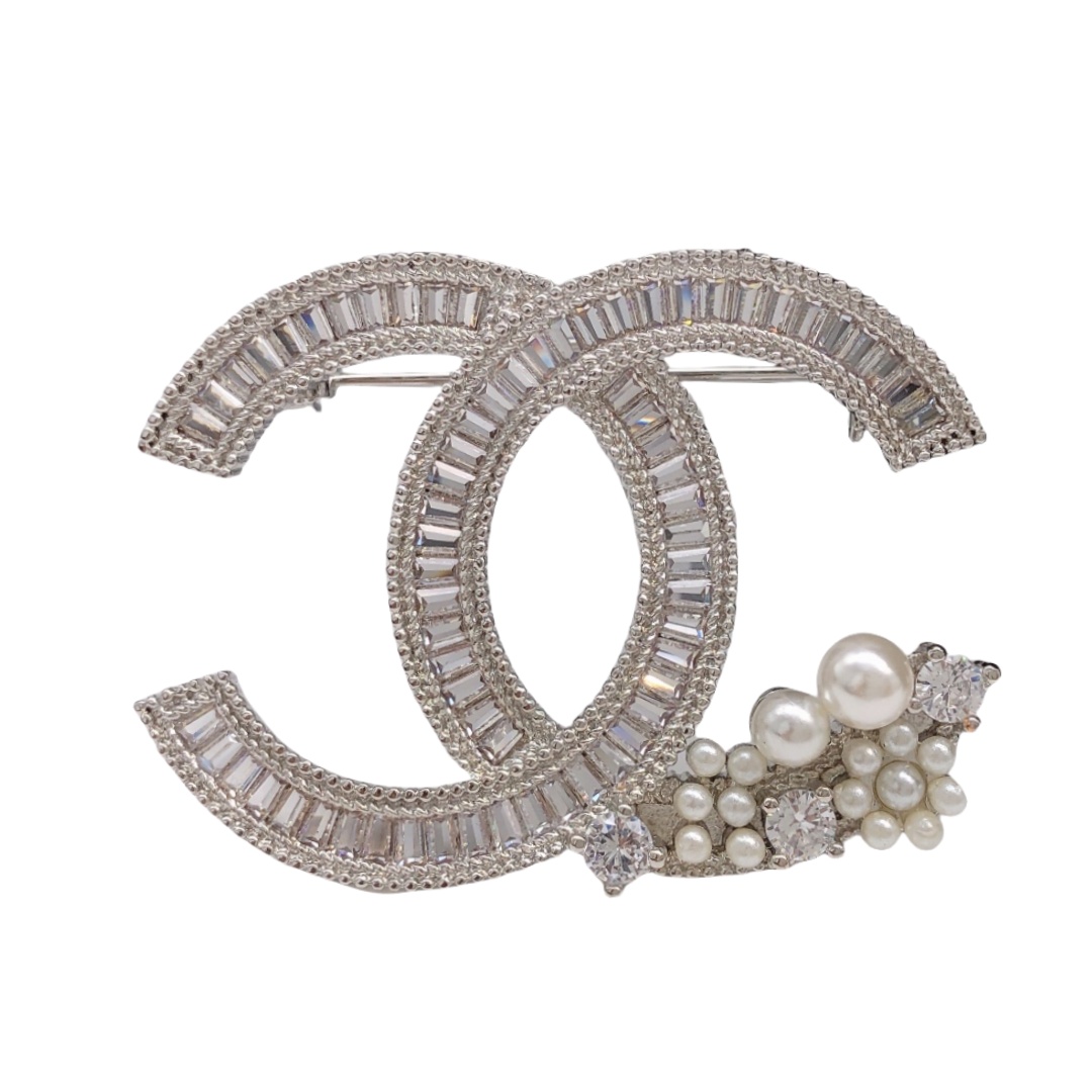 BCB054 Baguette crystal and pearl flower cc logo brooch pin - ccfashionjewelry