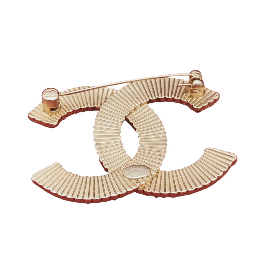 BCB040 Rhinestone and pearl CC logo brooch - ccjewelryacc