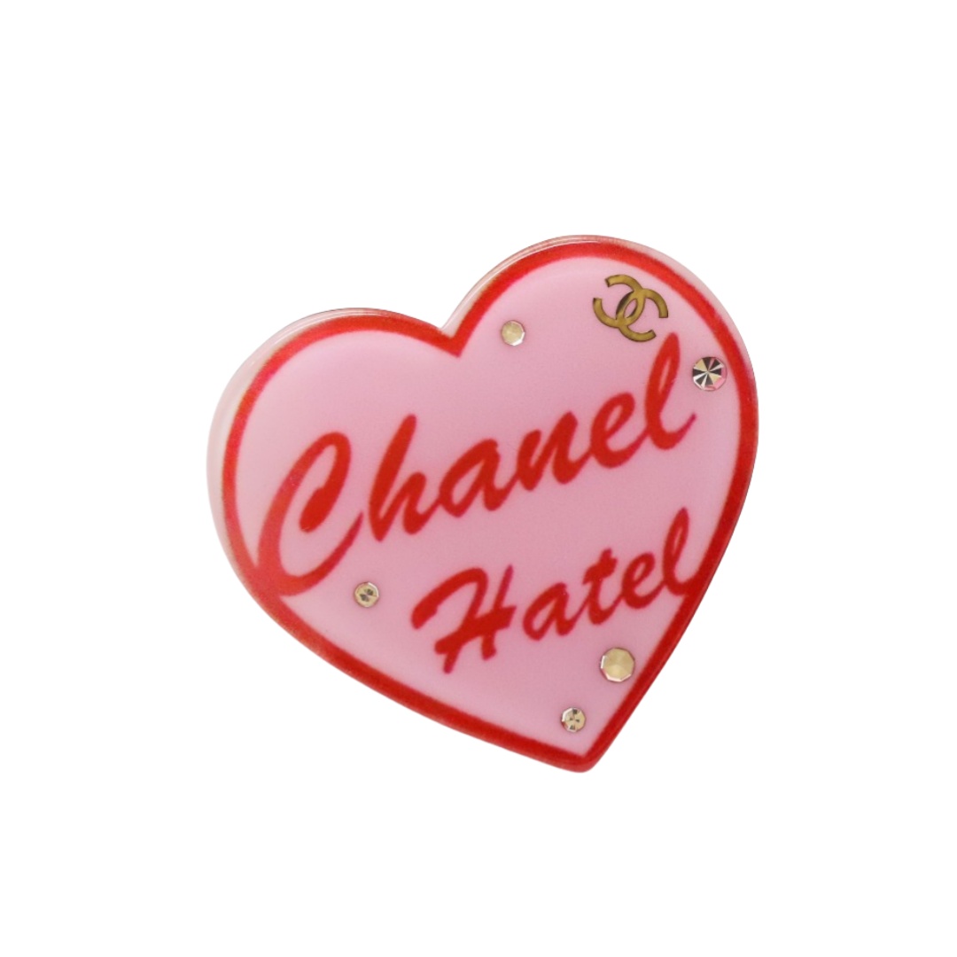 BCB250 Pink Acrylic heart CC brooch pin - ccjewelryacc