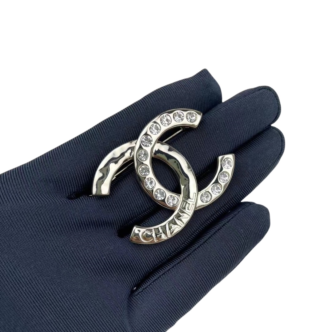 BCB312 24S metal crystal CC brooch - ccjewelryacc