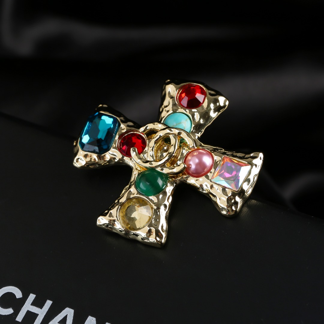 BCB149 Colourful pearl and crystal cross with CC Logo brooch pin - ccjewelryacc