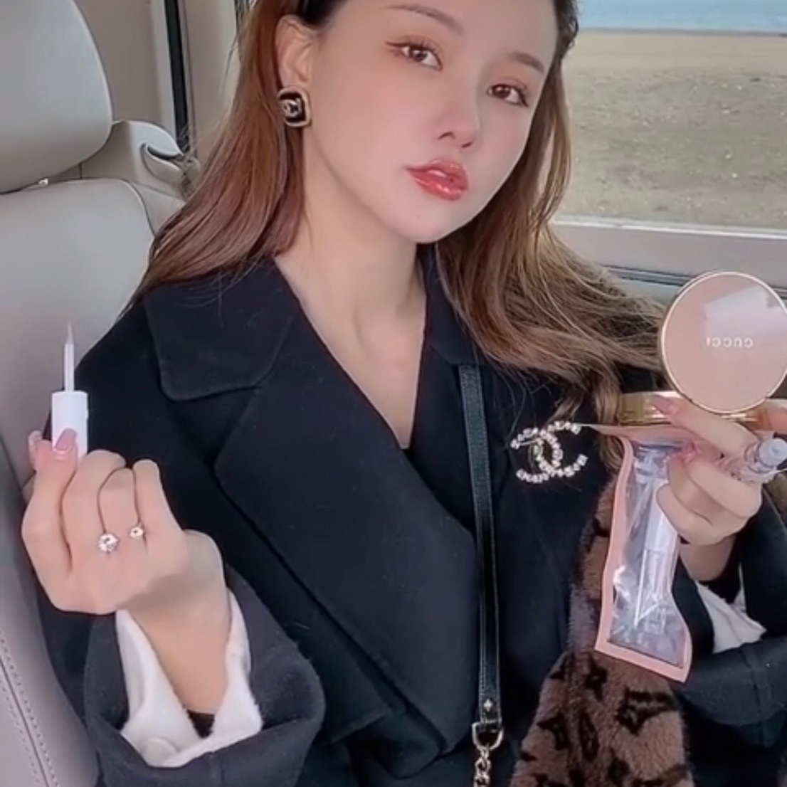 BCB150 Square crystal diamond CC logo brooch Pin - ccjewelryacc