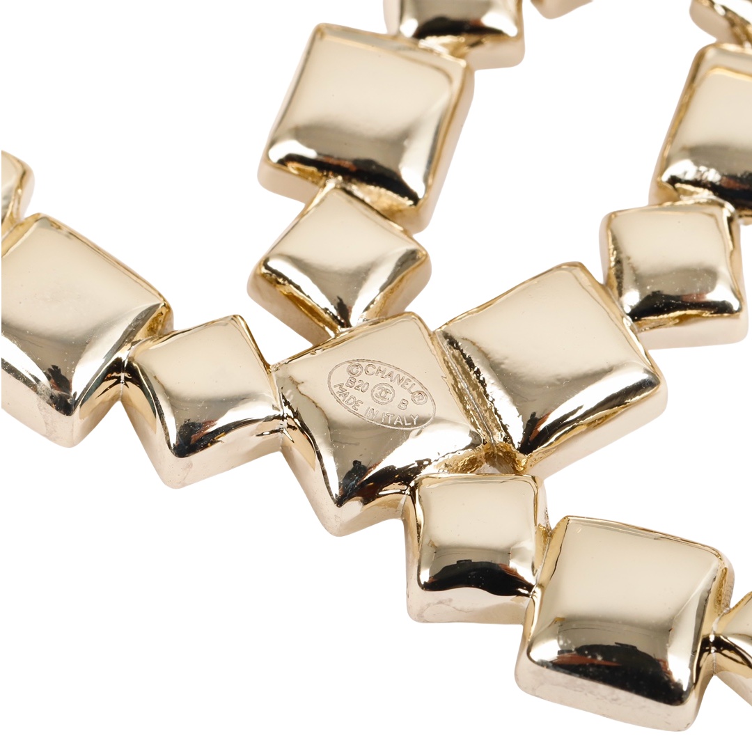 BCB150 Square crystal diamond CC logo brooch Pin - ccjewelryacc