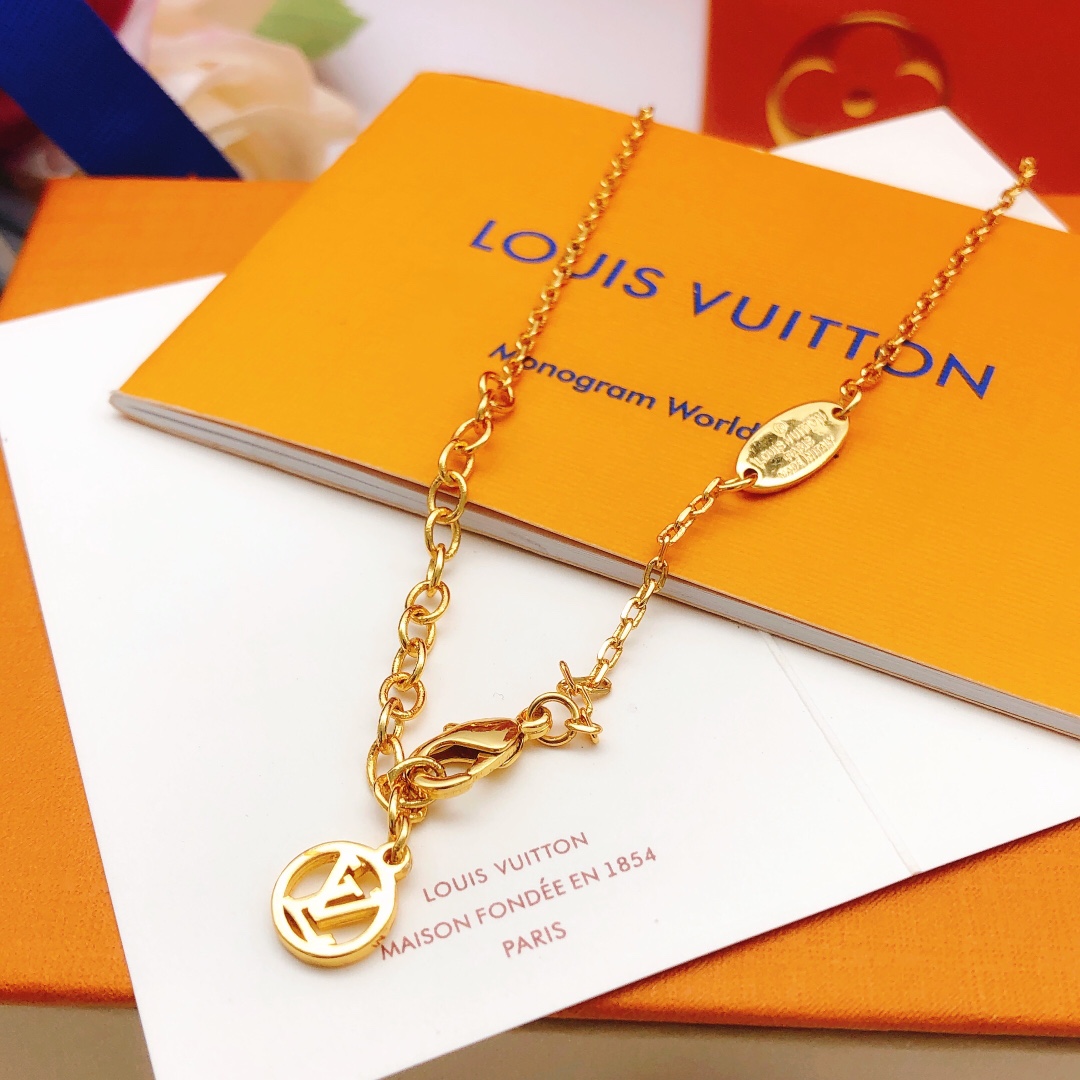 LVN105 Louis Vuitton  Metal Louisette Necklace Gold - ccjewelryacc