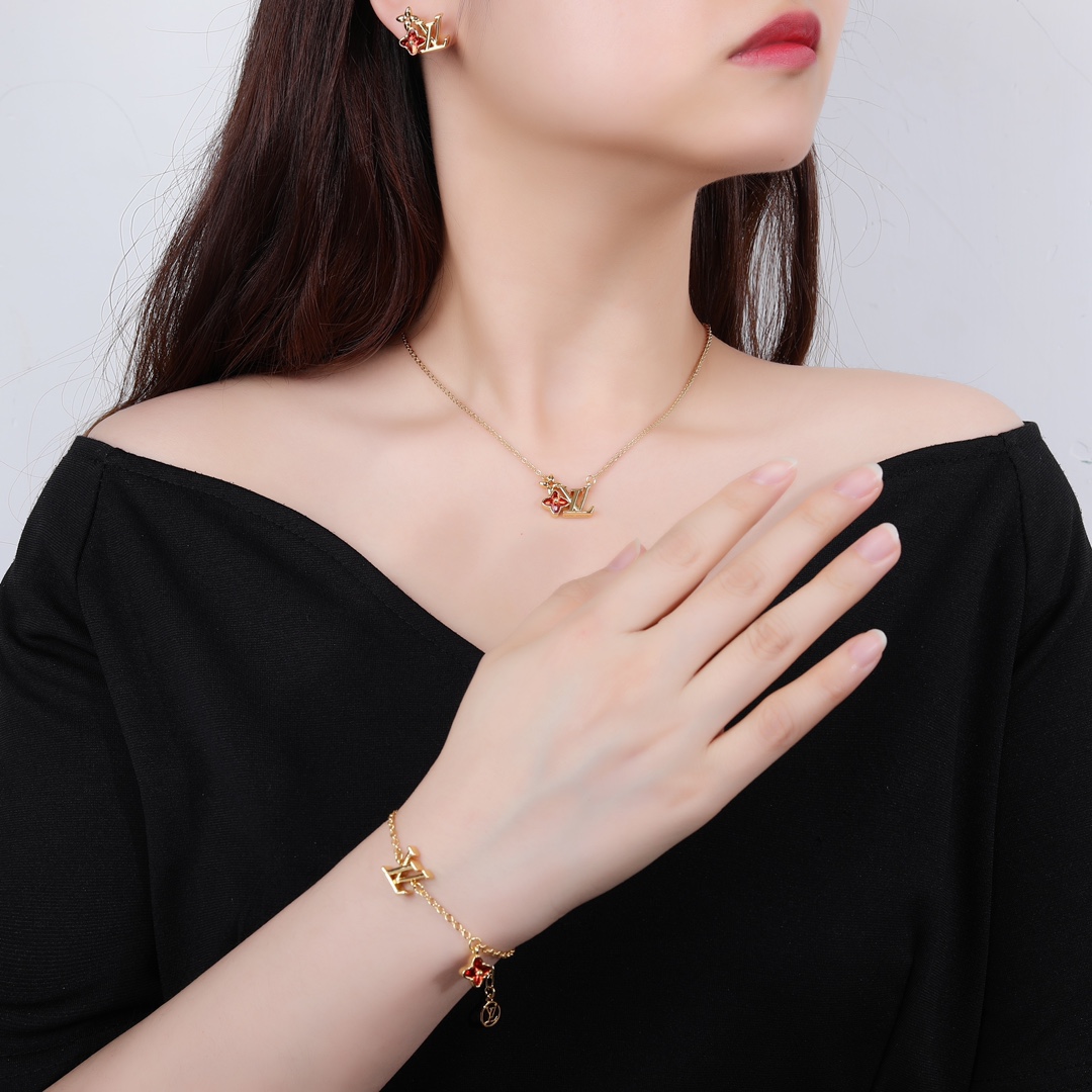 LVN092  LV M00783 Loulougram Necklace - ccjewelryacc