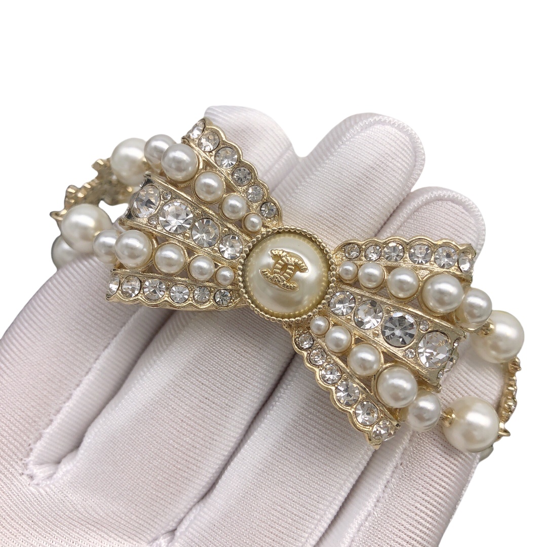 CCN260 Double Pearl chain with cc logo bow Choker Necklace - ccjewelryacc