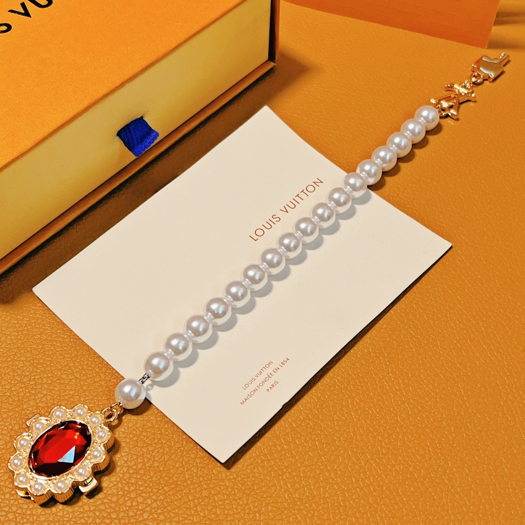 LVS034 M1497L  LV Dynasty Bracelet - ccjewelryacc