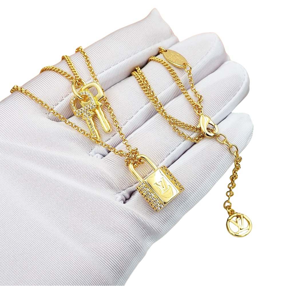 LVN008 M01593 lv padlock necklace - ccjewelryacc
