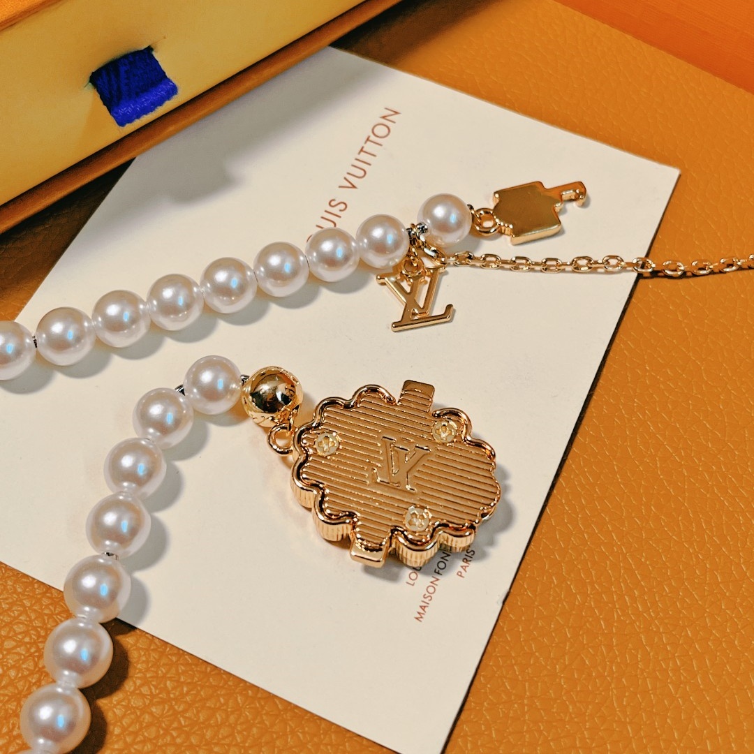 LVN051 Designer LV Dynasty Necklace M01747 - ccjewelryacc