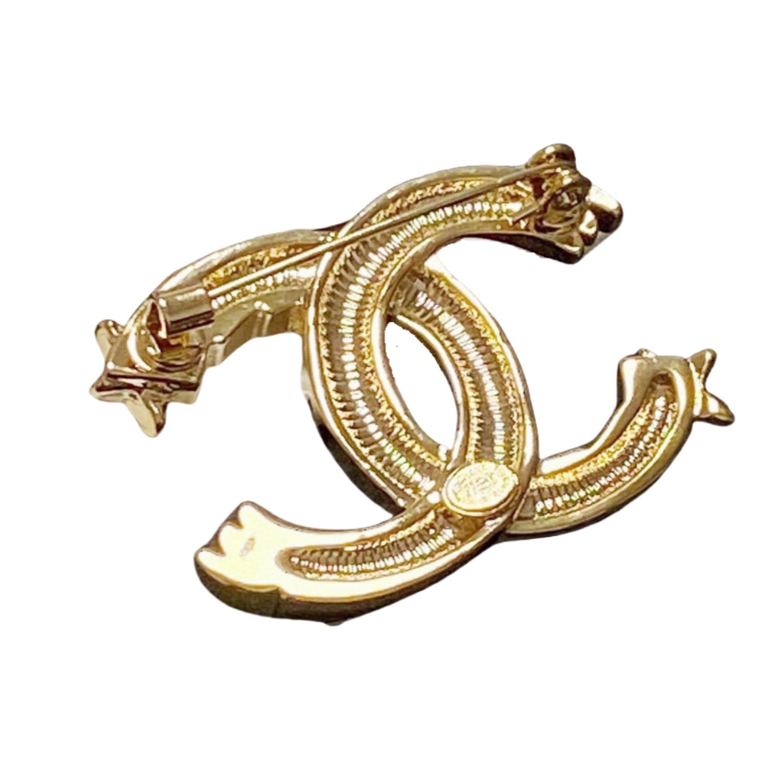 BCB029 Full crystal and comet star CC logo brooch - ccjewelryacc