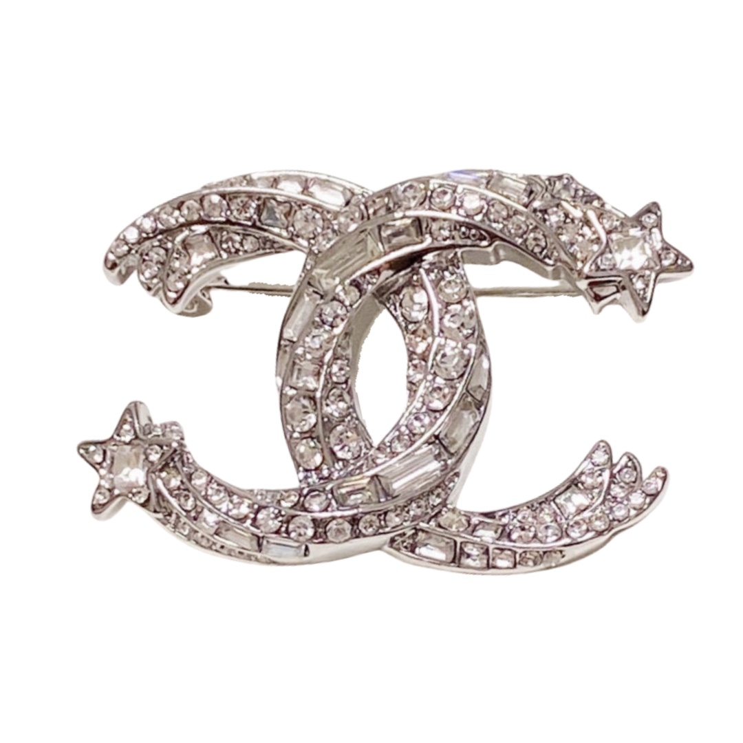 BCB029 Full crystal and comet star CC logo brooch - ccfashionjewelry