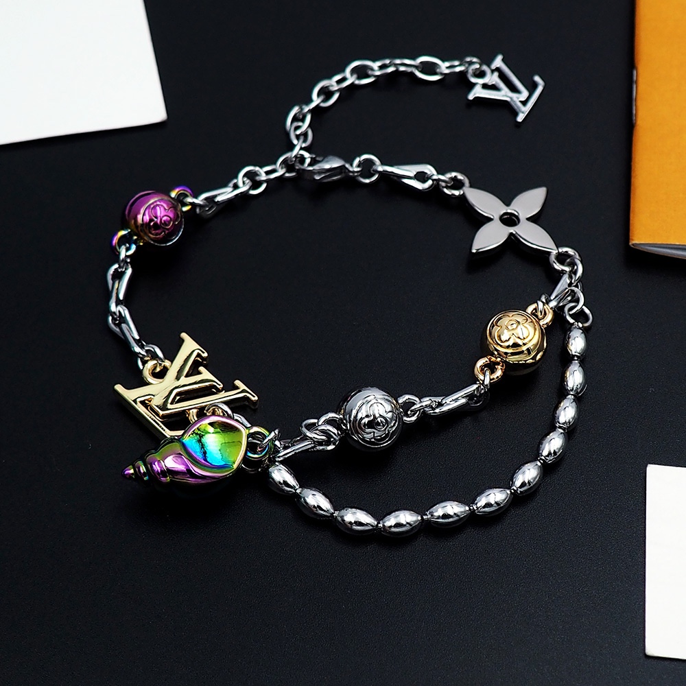 LVS050 M1227A LV Shell bracelet - ccjewelryacc
