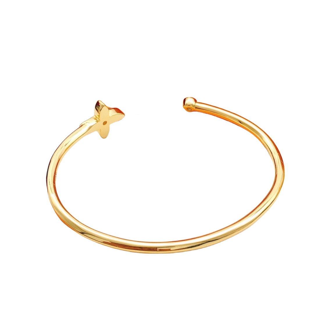 LVS001 Q95691 Idylle Blossom Twist Bracelet - ccjewelryacc