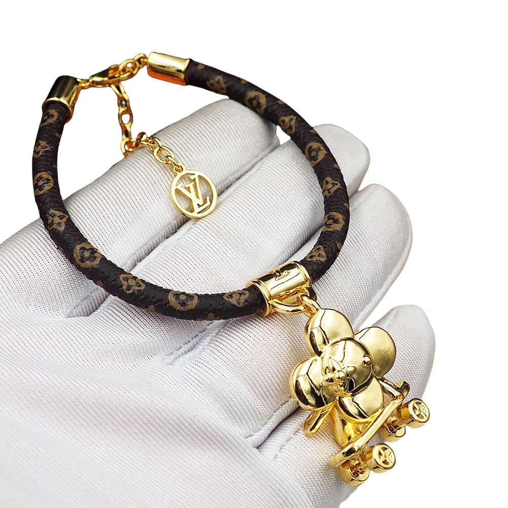LVS030 M1051Z Vivienne Kick Flip Bracelet for men - ccjewelryacc