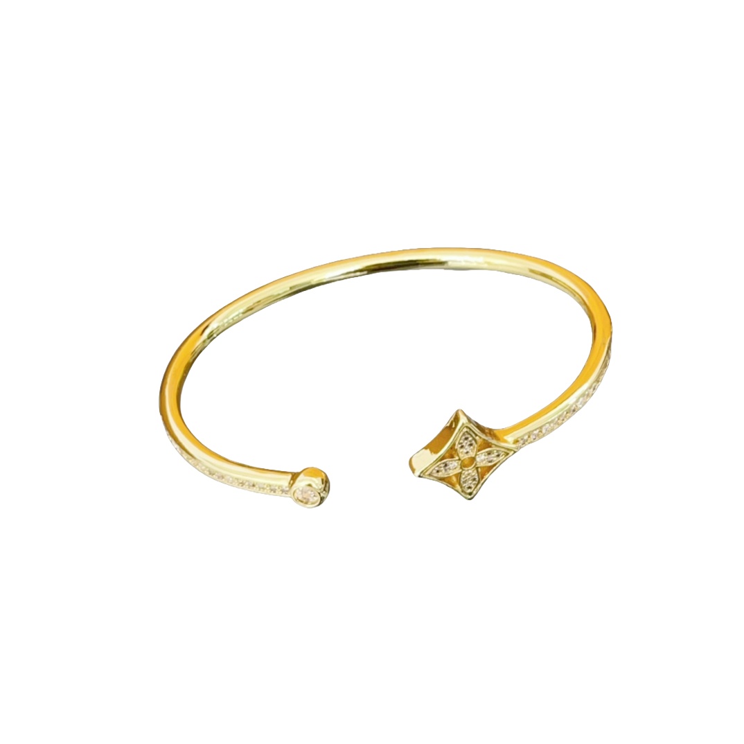 LVS003 Q95712 Idylle Blossom Twist Bracelet, Yellow Gold And Diamonds - ccjewelryacc