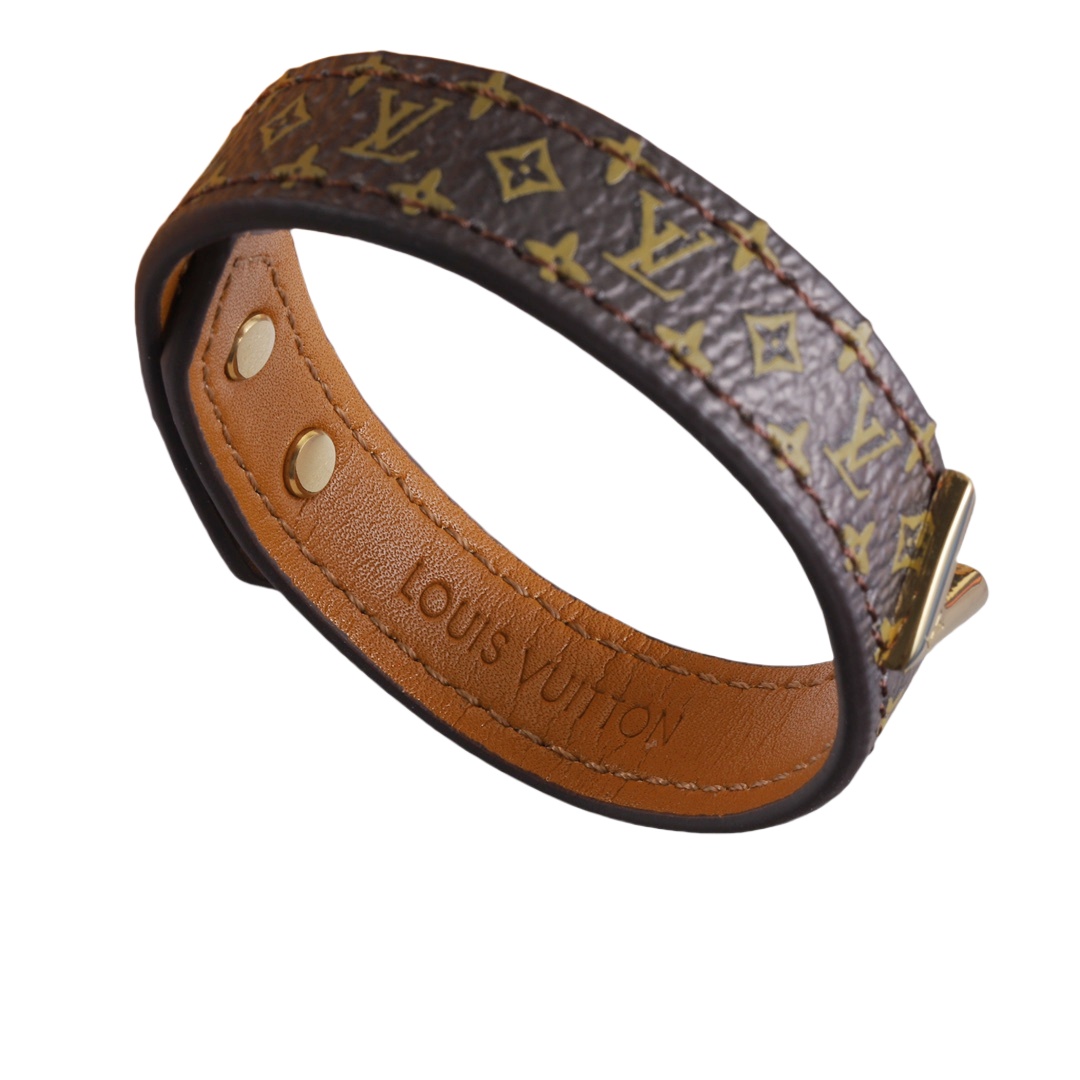 LVS025 Louis Vuitton Leather Monogram Essential V Bracelet 17 For men - ccjewelryacc