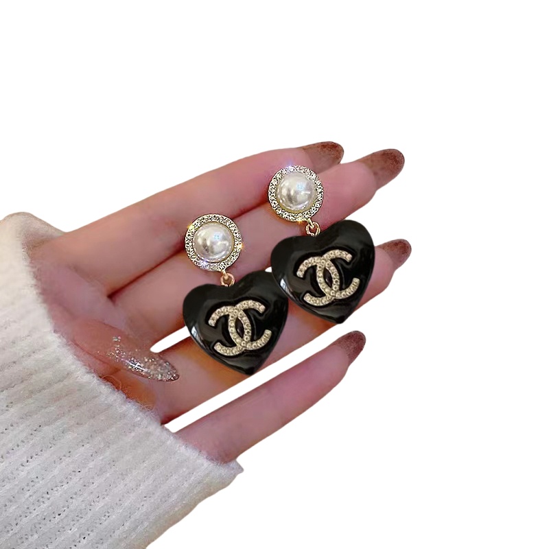 CCE107 White heart with CC logo drop earring - ccjewelryacc
