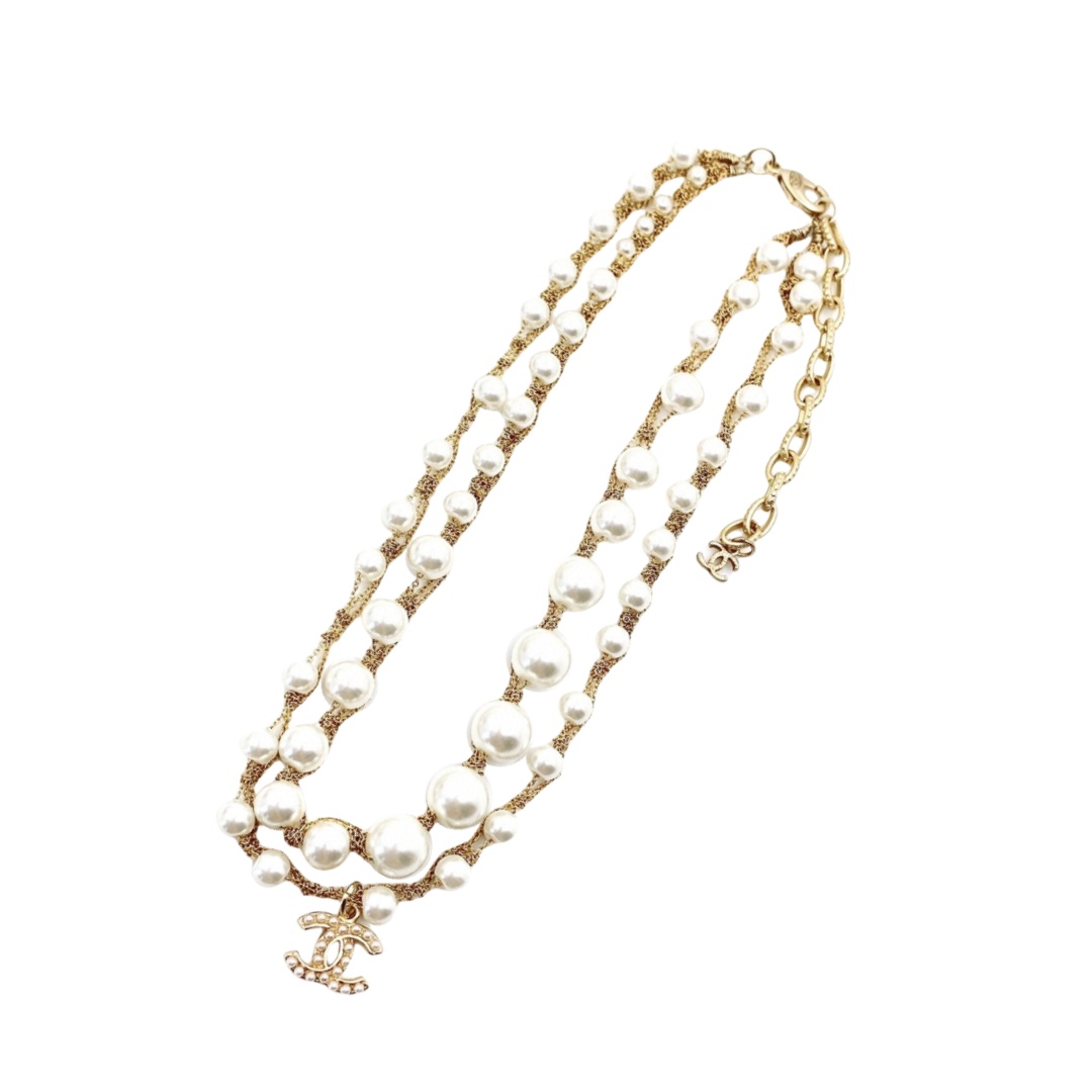 CCN243 Double stack pearl chain and CC logo pendant Choker Necklace - ccjewelryacc