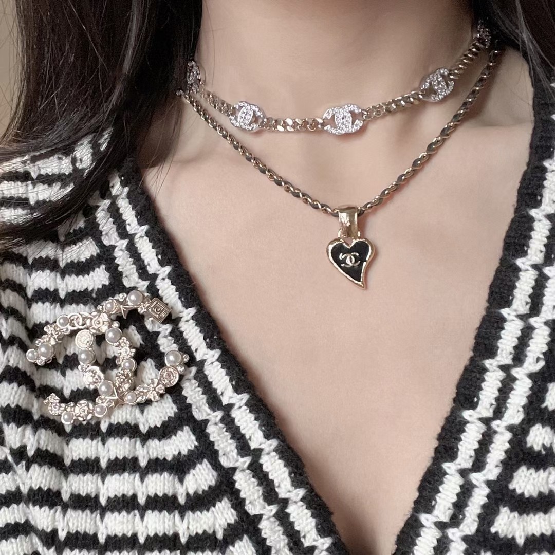 CCN073 Metal leather chain with Heart shape and cc logo Pendant Necklace - ccjewelryacc