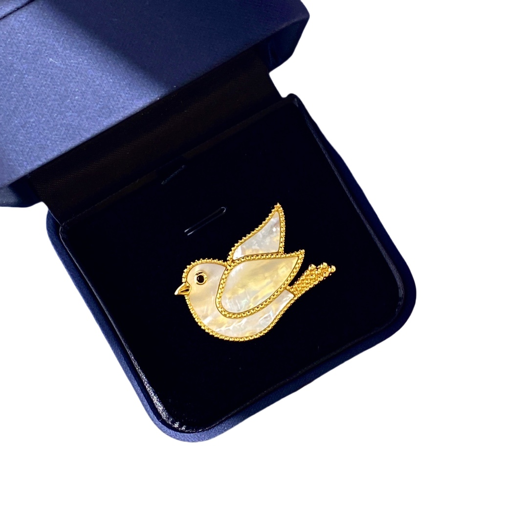 VCB001 Lucky Animals Dove brooch pin - ccjewelryacc