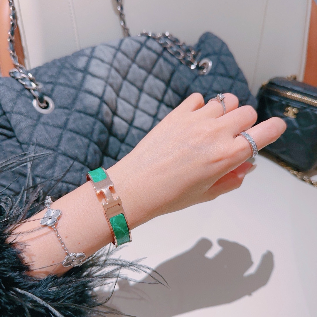 HMS053 12mm Metal crocodile leather Clic H bracelet 17 - ccjewelryacc