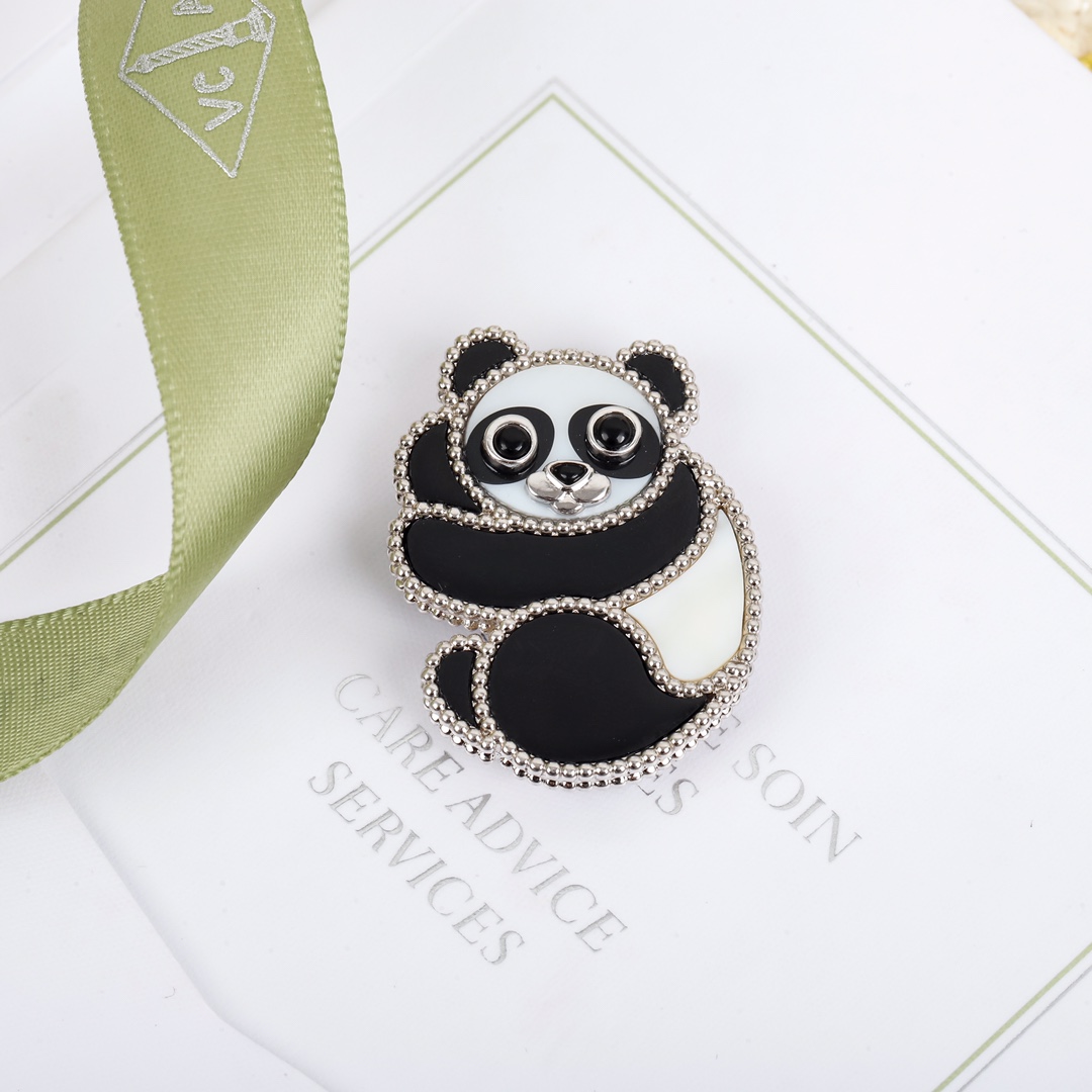 VCB006 Lucky Animals Panda brooch pin 18k white gold - ccjewelryacc