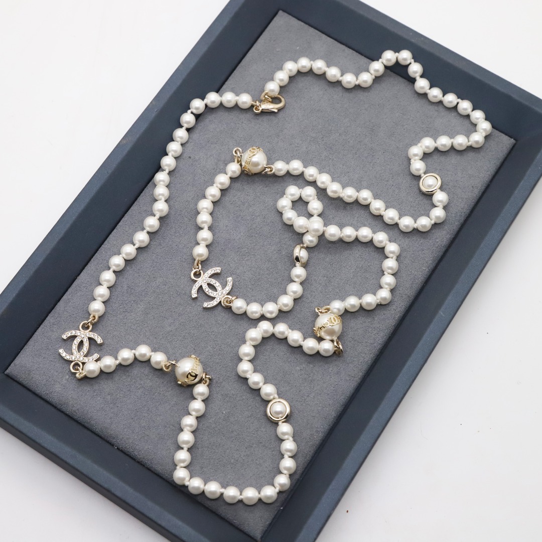 CCL084 Coco long pearl chain with cc logo sweater necklace - ccjewelryacc