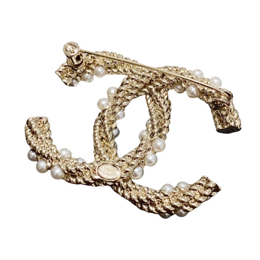 BCB503 Twisty Metal pearls double C brooch - ccjewelryacc