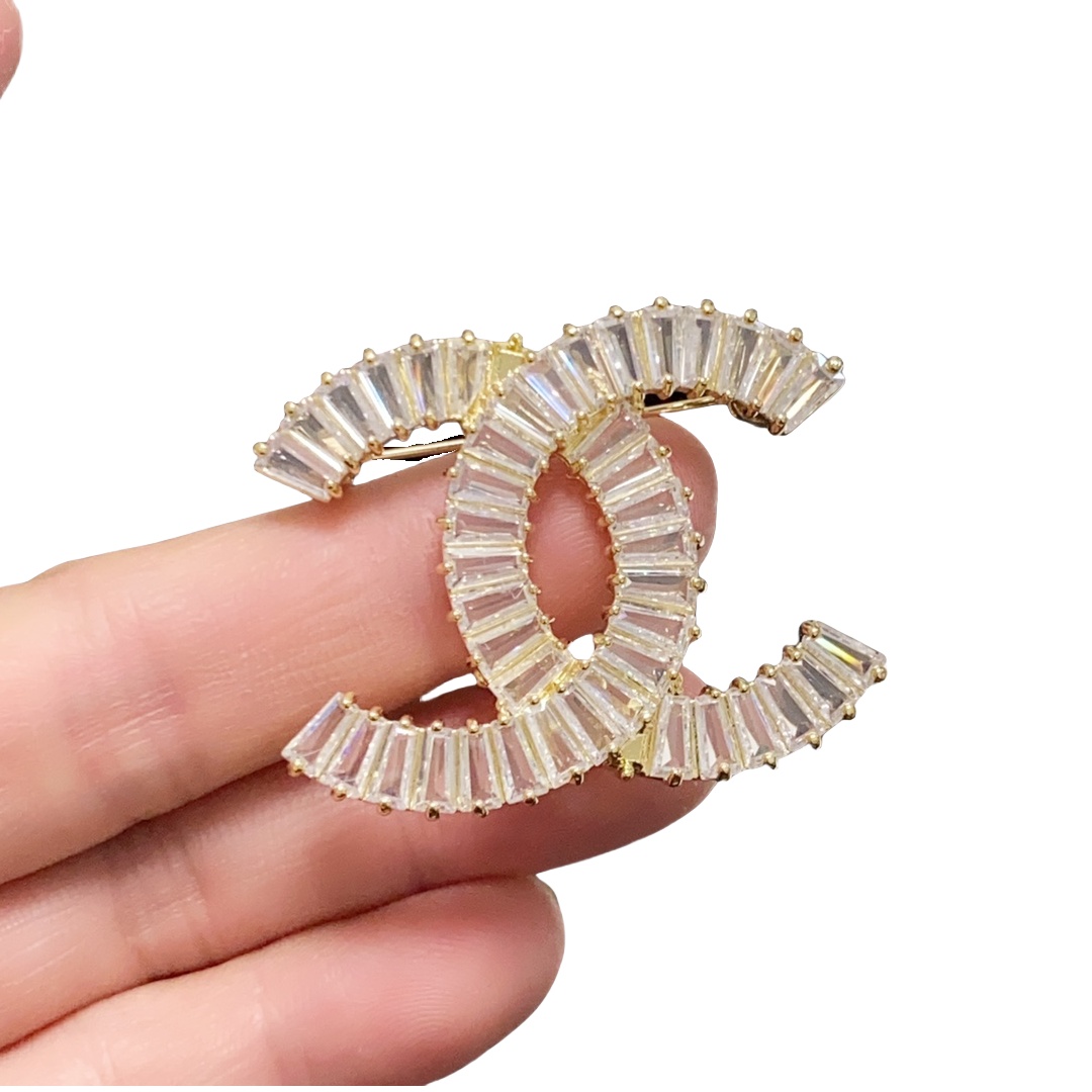 BCB504 Metal square crystal double C brooch - ccjewelryacc