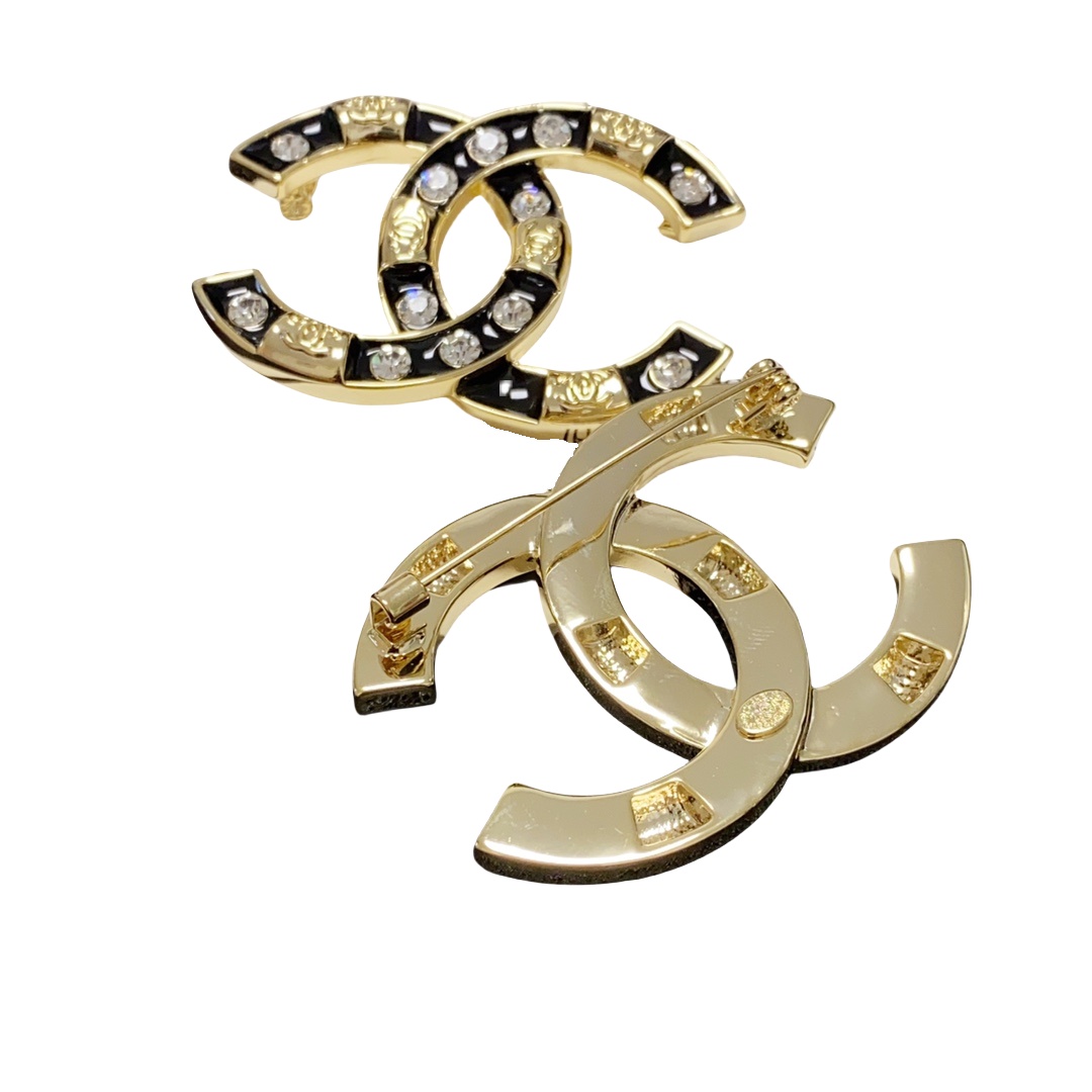 BCB518 Black and white enamel with crystal cc brooch pin - ccjewelryacc
