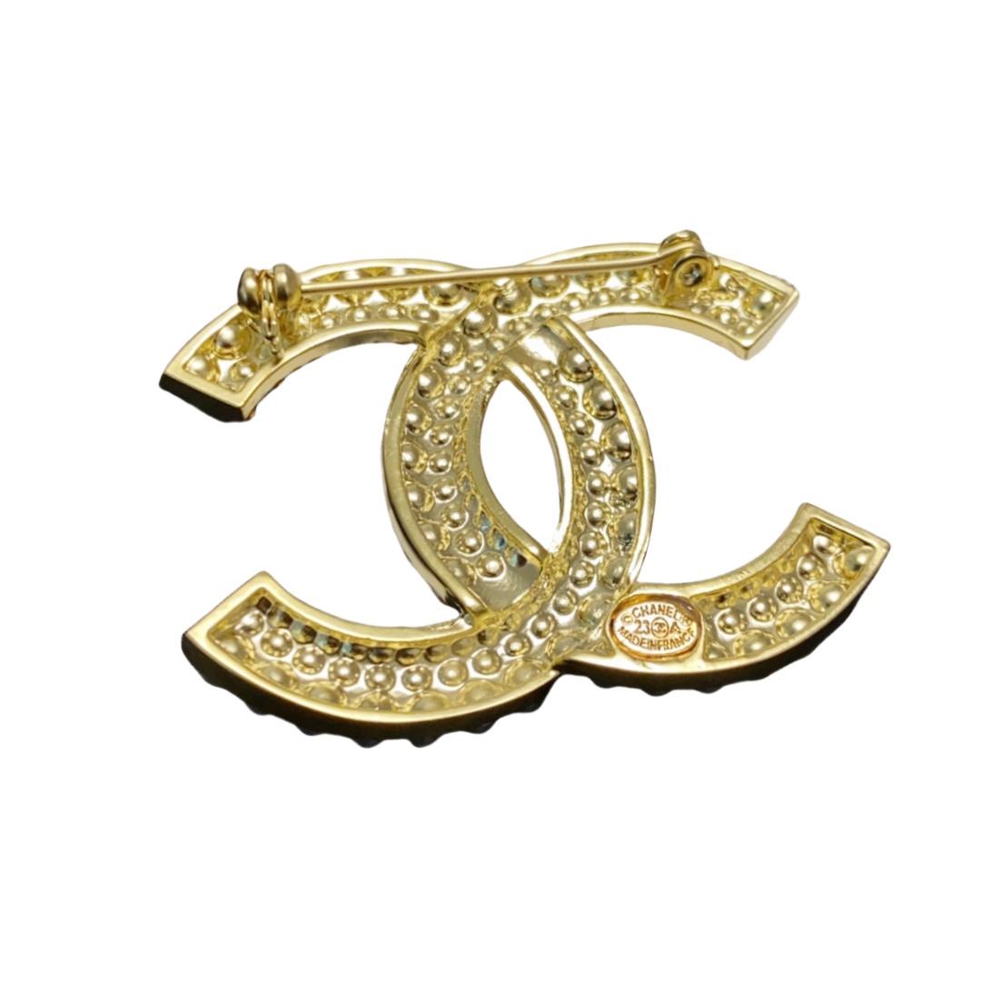 BCB524 Crystal and pearl cc brooch pin - ccjewelryacc