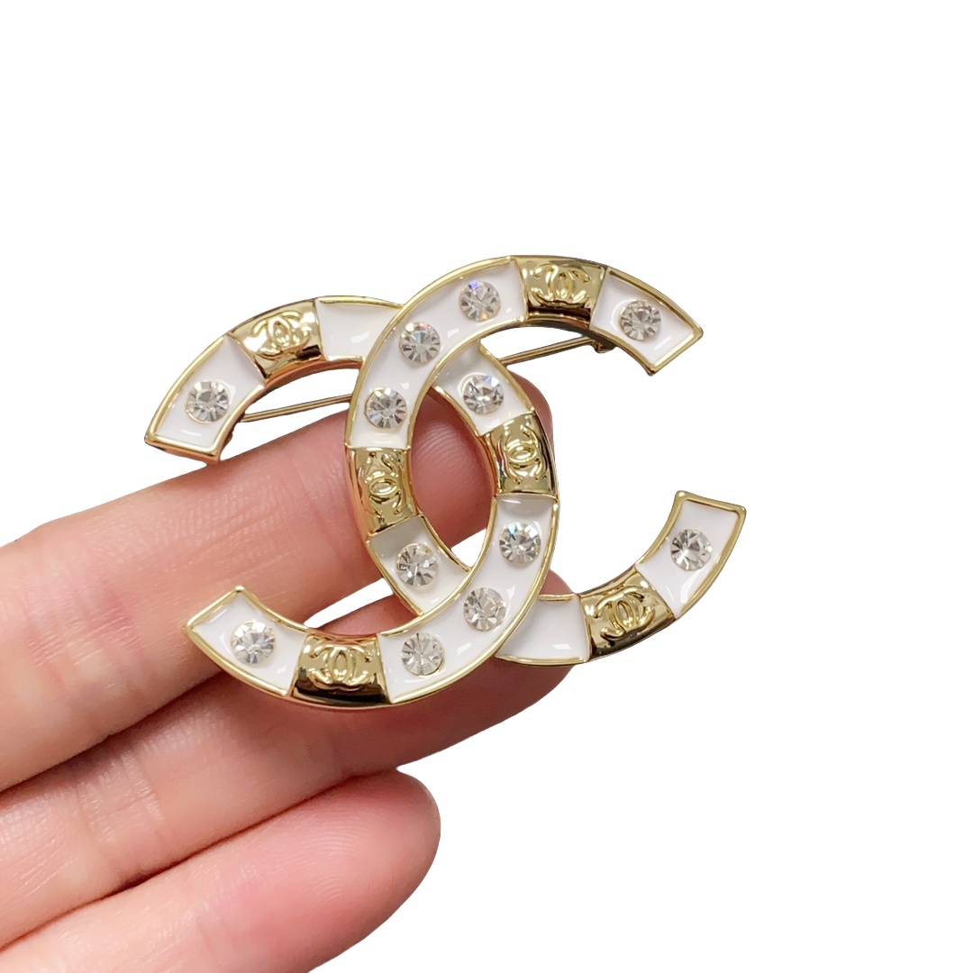 BCB518 Black and white enamel with crystal cc brooch pin - ccfashionjewelry