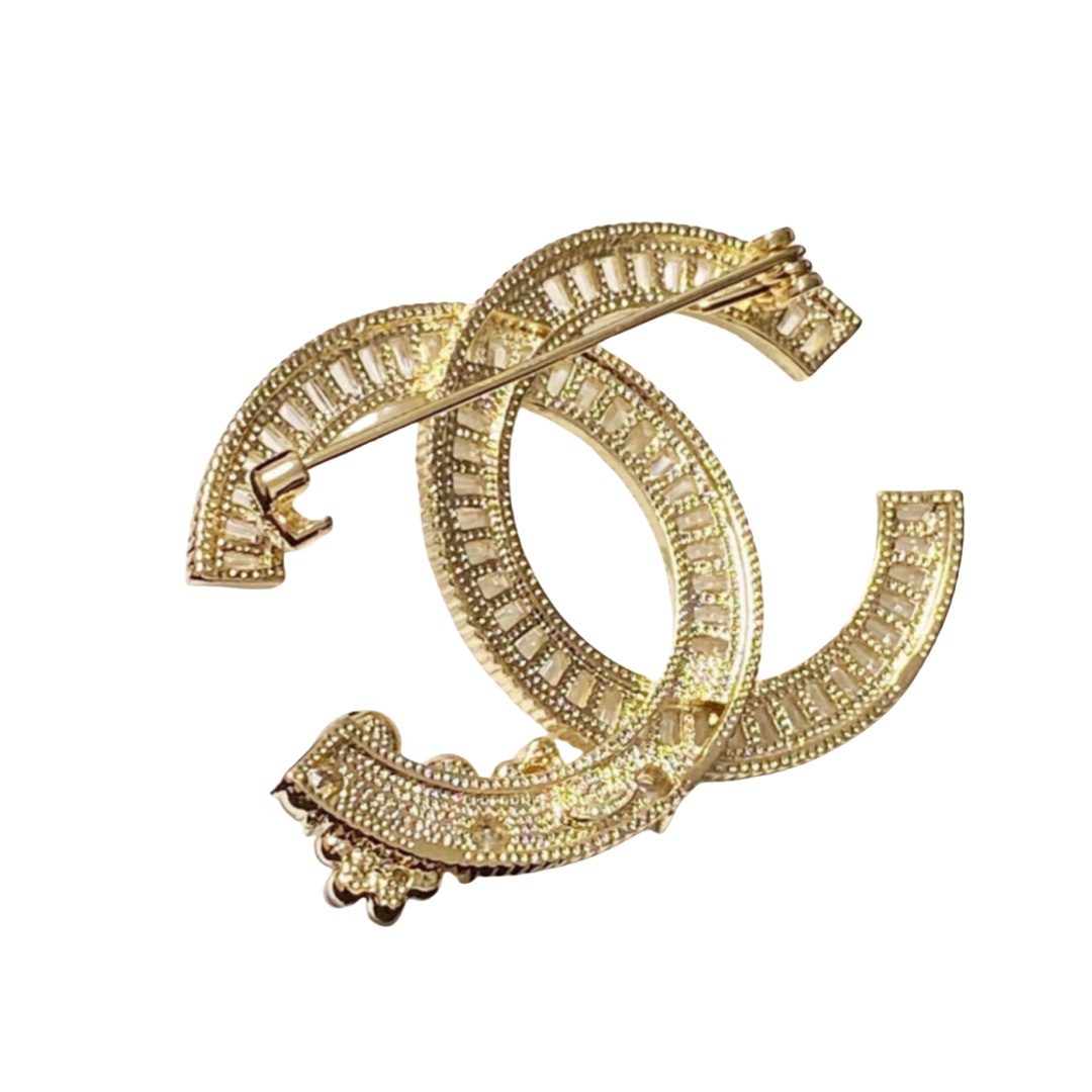 BCB054 Baguette crystal and pearl flower cc logo brooch pin - ccjewelryacc