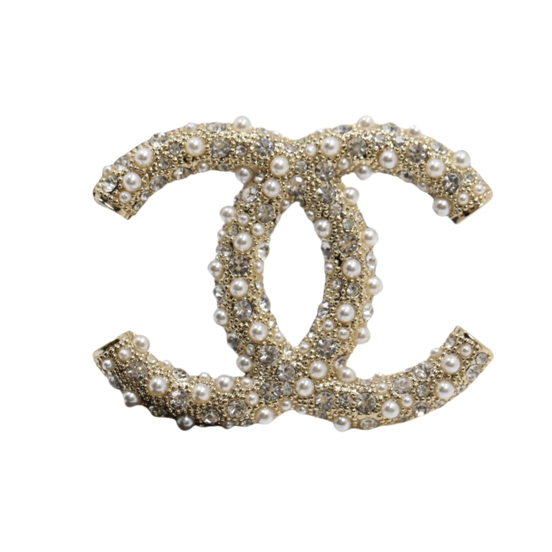 BCB167 Crystal and pearls cc logo brooch pin - ccjewelryacc