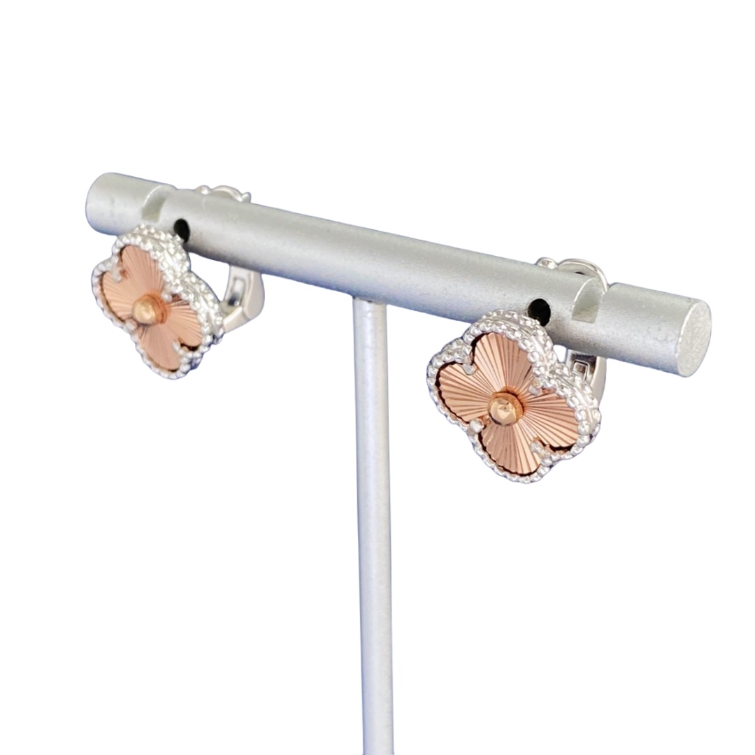 VCE045 VCA Two Tone 2024 Holiday earring - ccjewelryacc