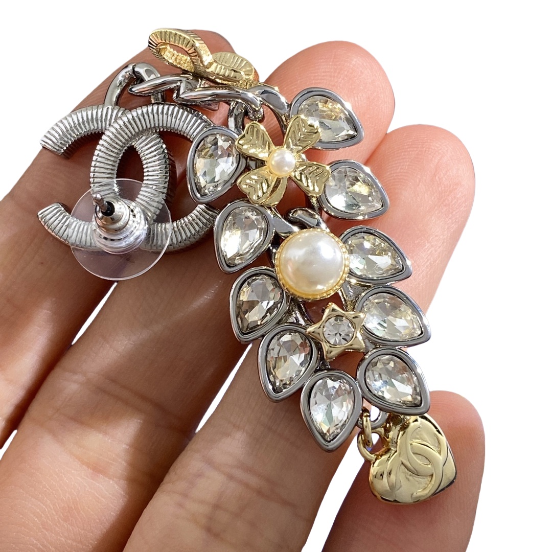 CCE001 Two-tone Wheat crystal bow heart Star clover cc drop earring - ccjewelryacc