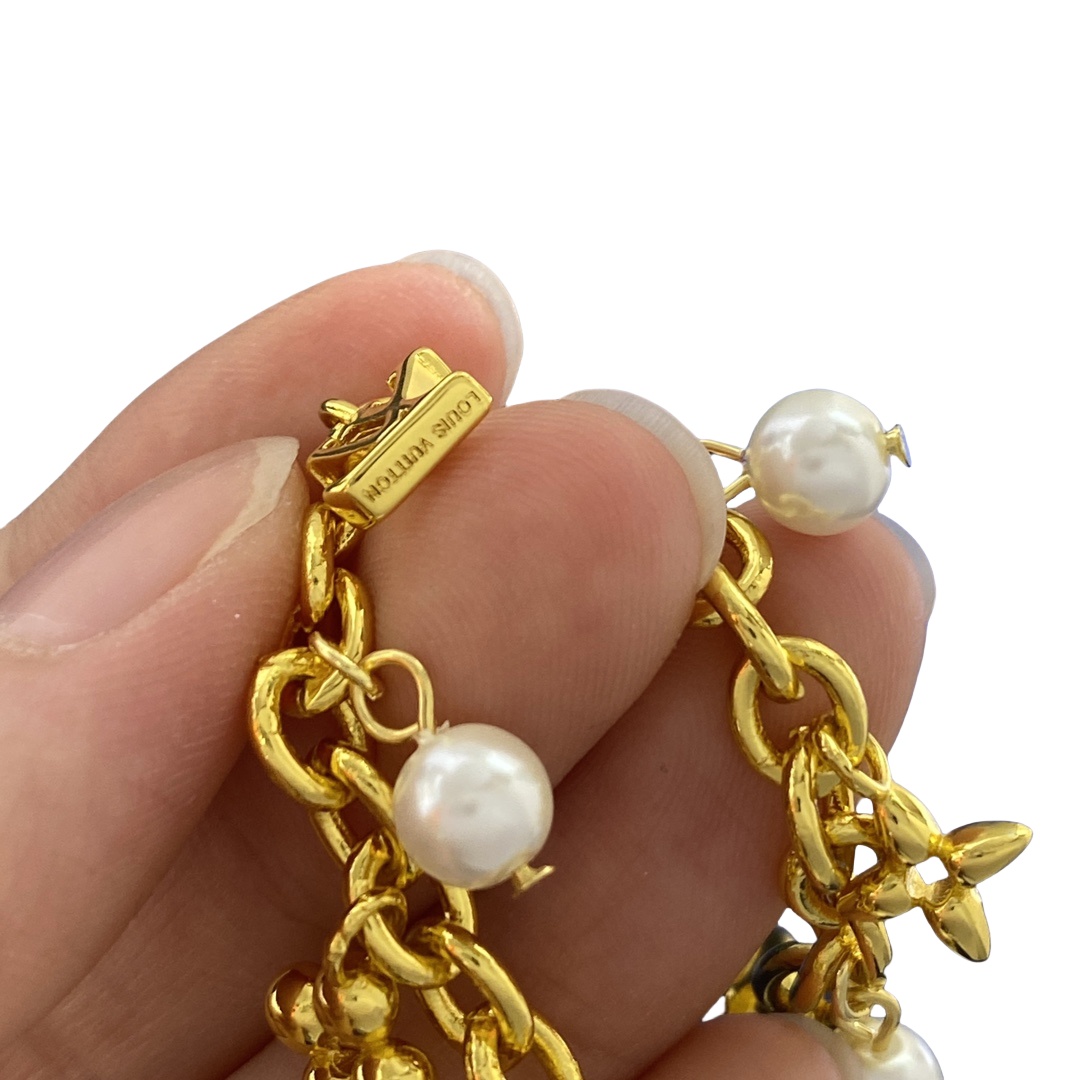 LVS061 Gold My LV Pearl Bracelet - ccjewelryacc