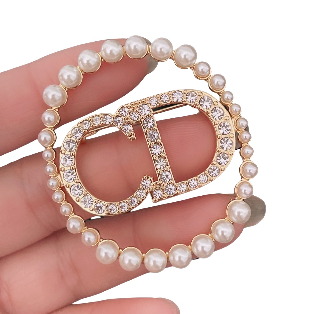 CDB001 cd crystal and pearls brooch Pin - ccjewelryacc
