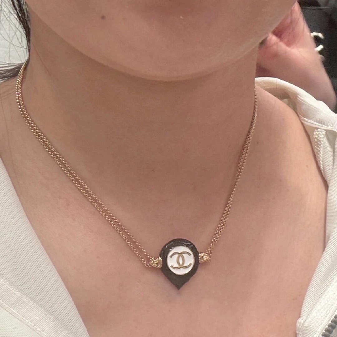 CCN015 24P Black And White Buttons Round Enamel Double C Necklace For Women - ccjewelryacc