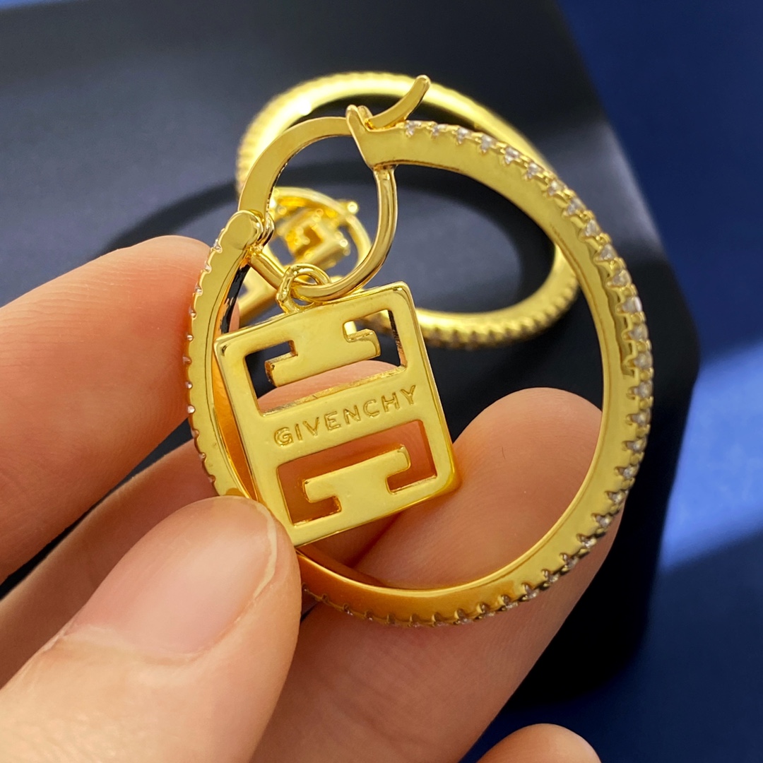 GVE003 4G hook earrings in metal with crystal - ccjewelryacc