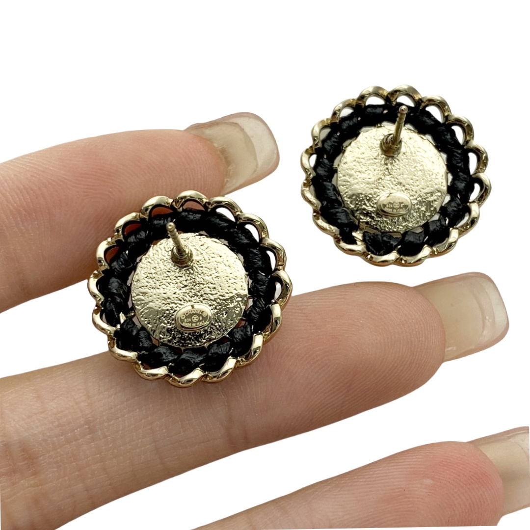 CCE002 Metal leather resin pearl with cc logo drop earring - ccjewelryacc