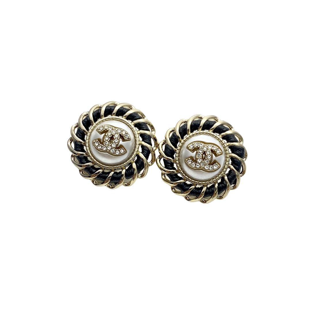 CCE002 Metal leather resin pearl with cc logo drop earring - ccfashionjewelry