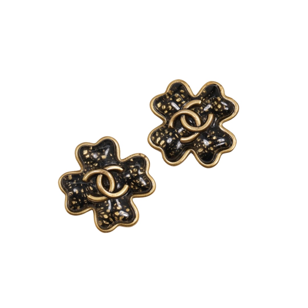 CCE004 Vintage Four Leaf Clover flower with CC logo stud earring - ccfashionjewelry