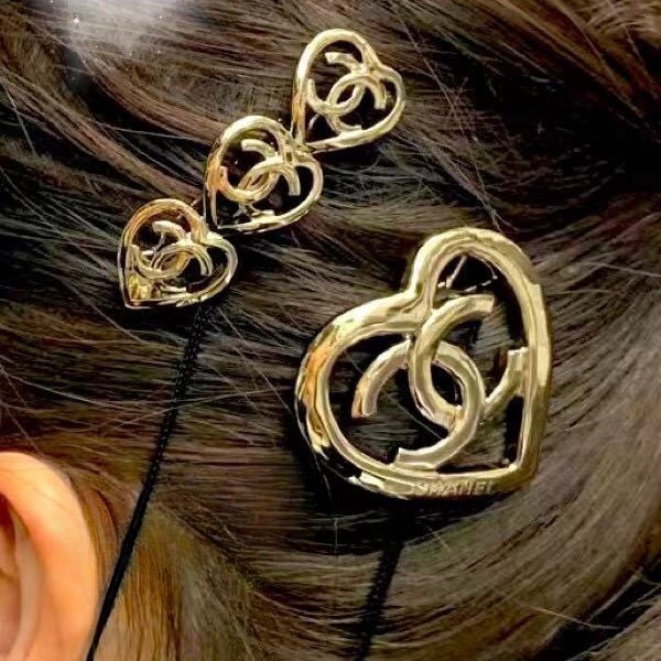 CCH028 Metal Gold 3 heart with CC Logo Hair clip hair accessory jewelry - ccjewelryacc