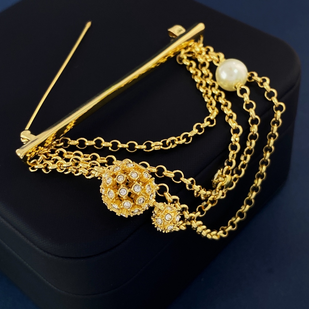 CDB059 Dior metal chain tassels brooch pin - ccjewelryacc