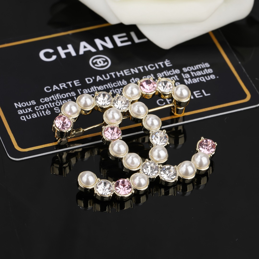 BCB160 Pink crystal and pearl cc logo brooch pin - ccjewelryacc