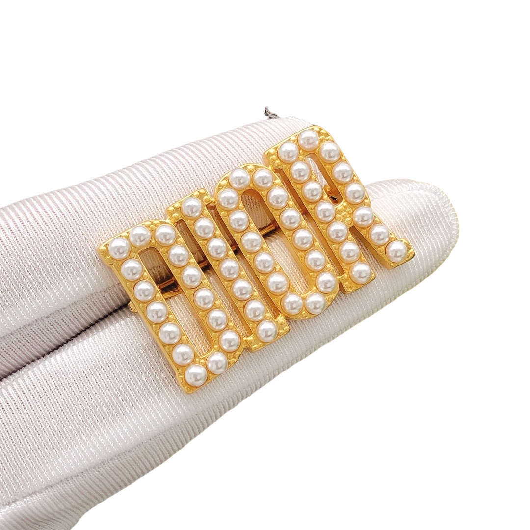 CDB058 Metal pearl CD brooch Pin - ccjewelryacc