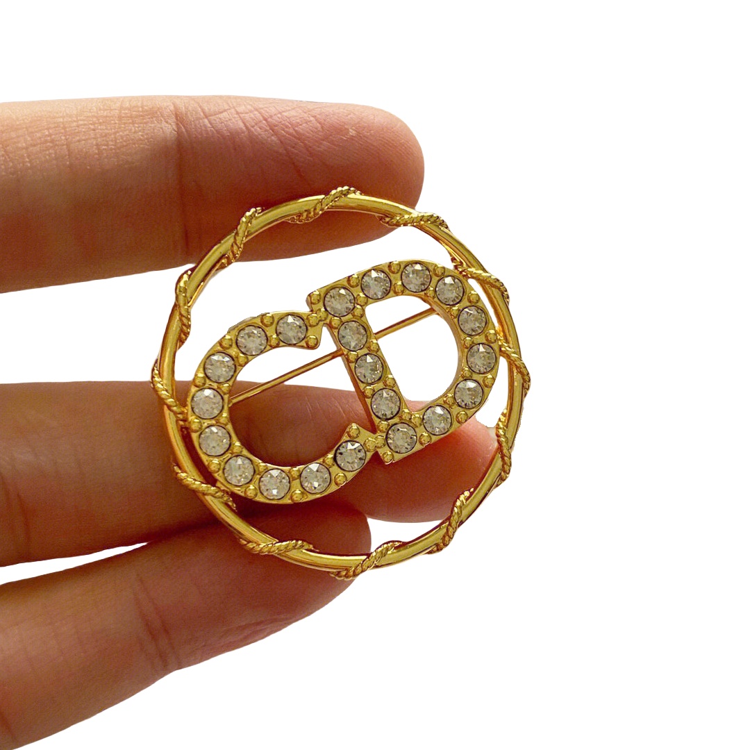 CDB041 Round hollow out with crystal CD letter brooch pin - ccfashionjewelry