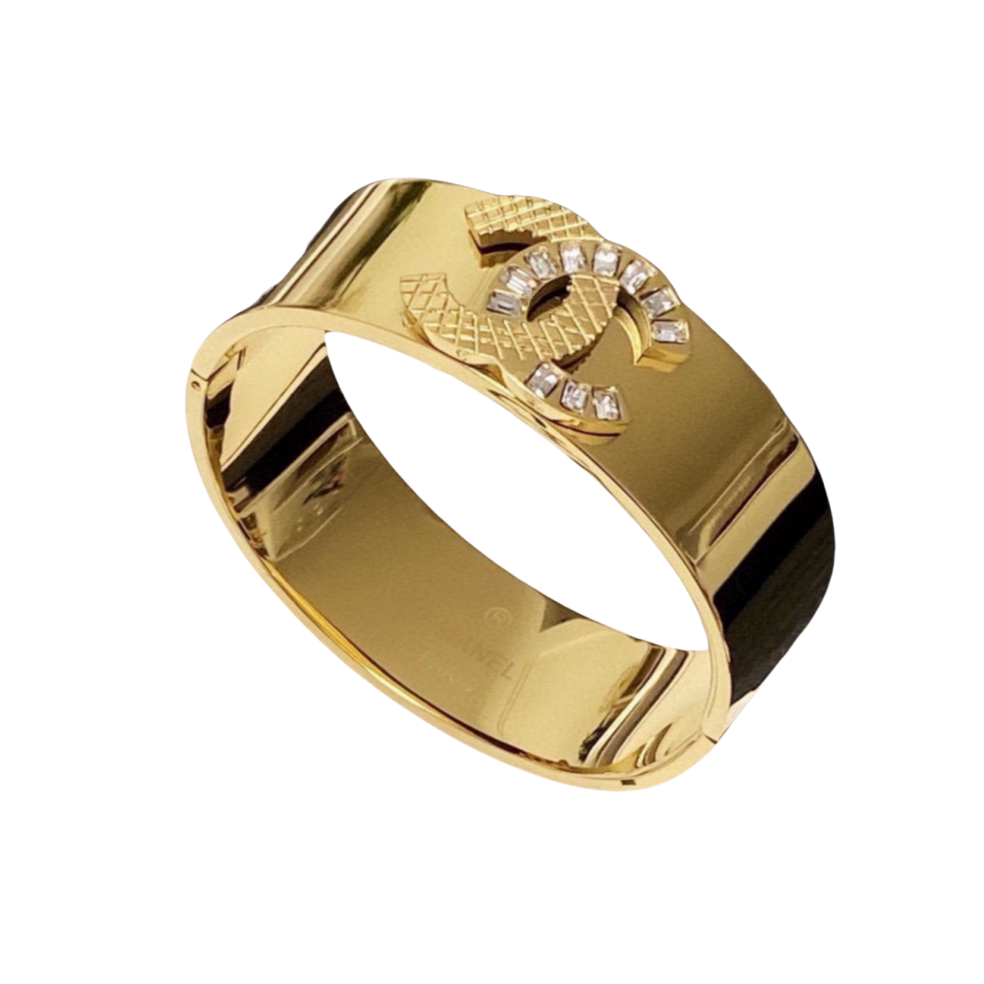 CCS128 Metal diamond cc logo wide cuff bracelet - ccjewelryacc