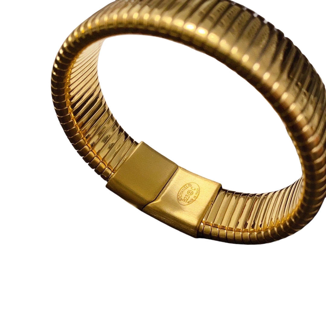 CCS136 Metal CC spring bangle bracelet - ccjewelryacc